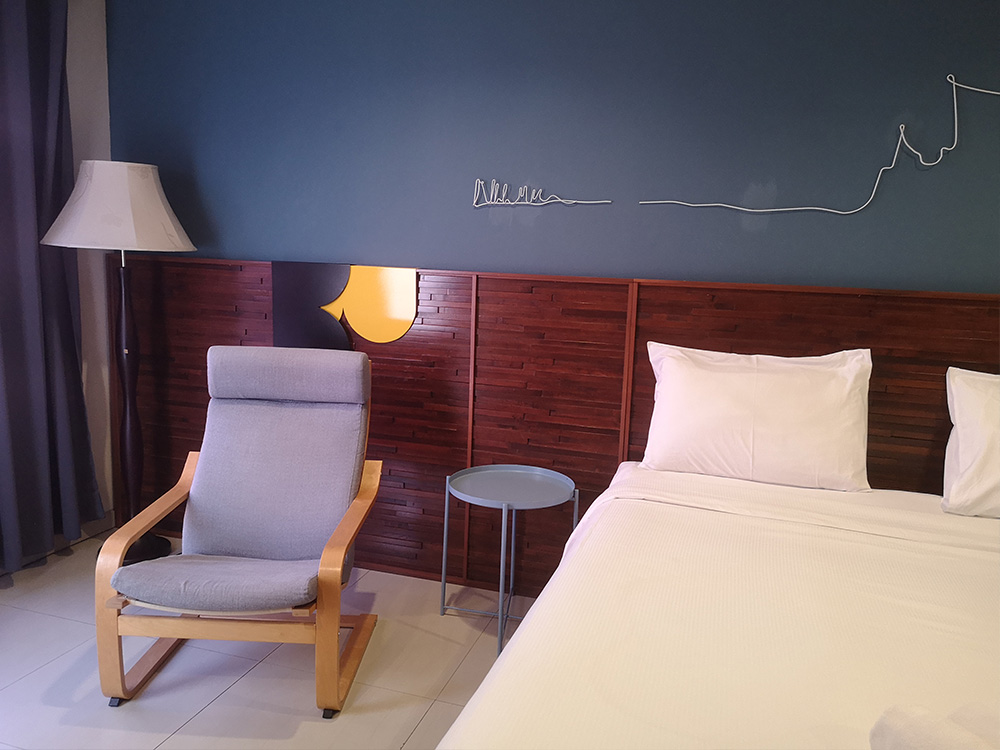 The Royal Bee Aparthotel