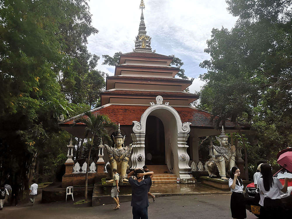 Wat Pha Lat - Chiang Mai's Hidden Temple