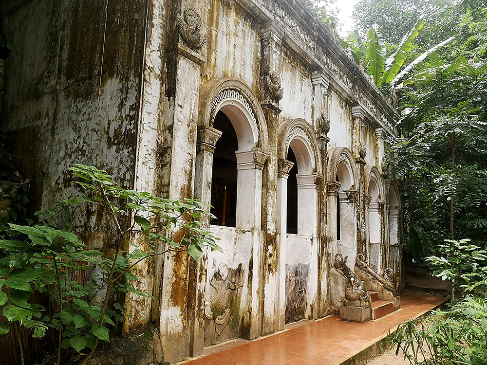 Wat Pha Lat - Chiang Mai's Hidden Temple