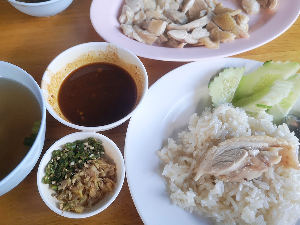 Dan Chicken Rice San Sai Chiang Mai